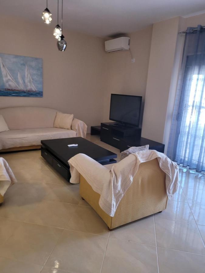 Marina Apartment ซารานเดอ ภายนอก รูปภาพ