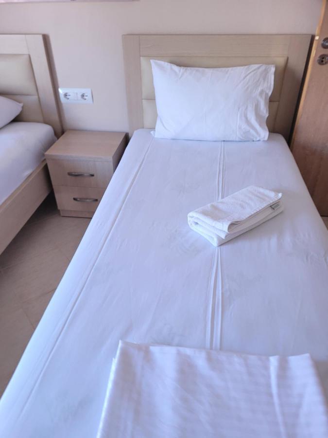 Marina Apartment ซารานเดอ ภายนอก รูปภาพ
