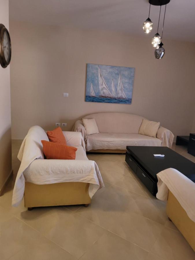 Marina Apartment ซารานเดอ ภายนอก รูปภาพ
