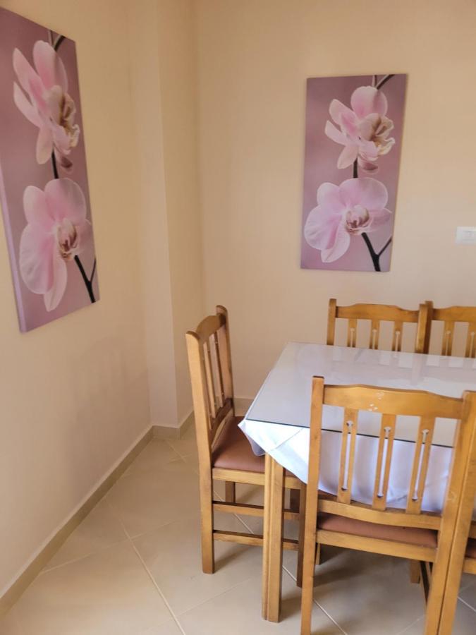 Marina Apartment ซารานเดอ ภายนอก รูปภาพ